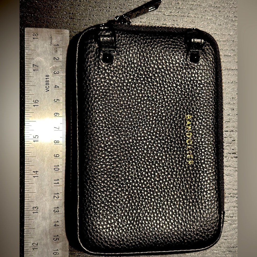 Bandolier Expanded Pouch pebble leather with pewter hardware